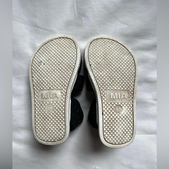 MIA Toddler Sneaker Sandals - Picture 3 of 3